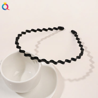 Minimal metal base facial wash hair band